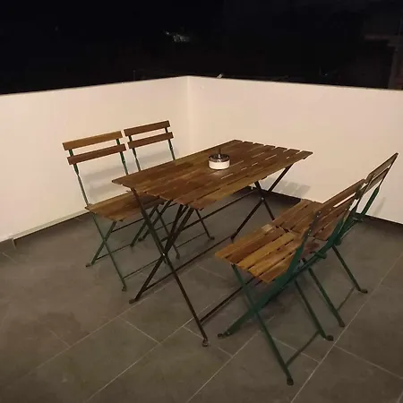 Διαμέρισμα T'n't